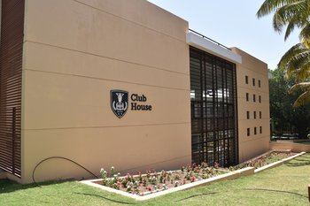 26. Club House