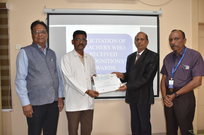 Dr. Prakash Somade, Prof., Dept. of Physiology, KIMS